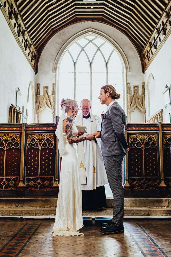 1930s Inspired Wedding with Gold Accents & a 4000 Budget  Rock n Roll  Bride