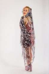 n Roll Bride Confetti Shoot