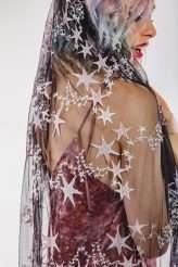 n Roll Bride Confetti Shoot