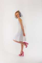 n Roll Bride Confetti Shoot