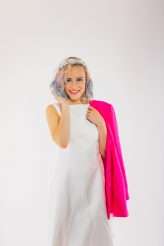 n Roll Bride Confetti Shoot