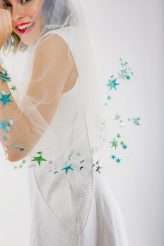 n Roll Bride Confetti Shoot