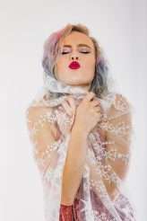 n Roll Bride Confetti Shoot