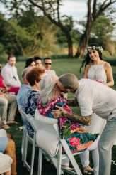 Minimalist & Tropical Maui Beach Wedding (13)
