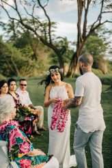 Minimalist & Tropical Maui Beach Wedding (14)