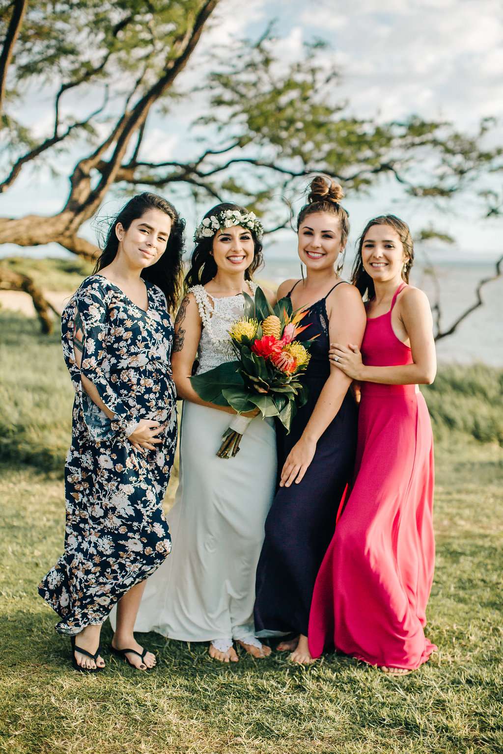 Minimalist & Tropical Maui Beach Wedding · Rock n Roll Bride