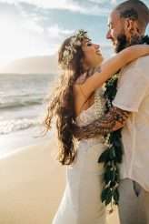 Minimalist & Tropical Maui Beach Wedding (45)