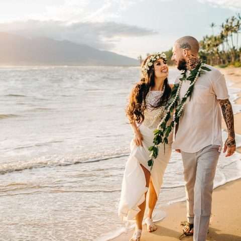 Minimalist & Tropical Maui Beach Wedding (59)