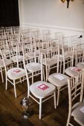 A Sequin & Glitter-Filled Wedding with a Carnival Atmosphere (4)