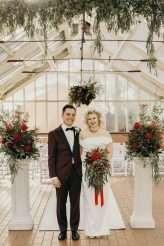 Classic Hollywood Wedding in a Botanical Garden With a Blonde Bombshell Bride (20)