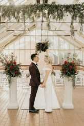 Classic Hollywood Wedding in a Botanical Garden With a Blonde Bombshell Bride (21)