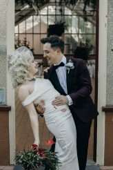 Classic Hollywood Wedding in a Botanical Garden With a Blonde Bombshell Bride (27)