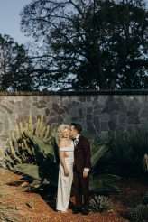 Classic Hollywood Wedding in a Botanical Garden With a Blonde Bombshell Bride (34)