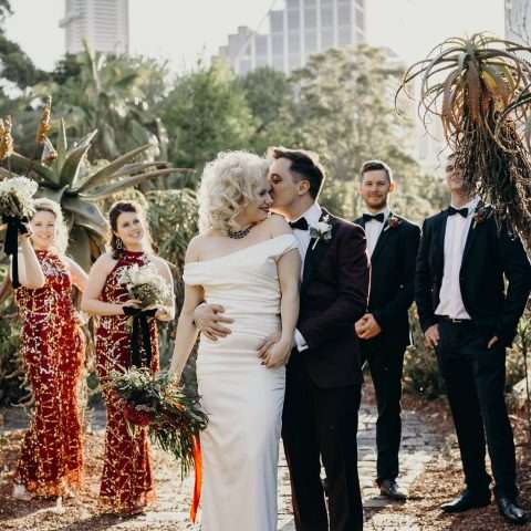 Classic Hollywood Wedding in a Botanical Garden With a Blonde Bombshell Bride (35)