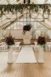 Classic Hollywood Wedding in a Botanical Garden With a Blonde Bombshell Bride (4)