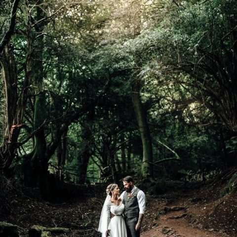 Relaxed Boho Woodland Wedding With a Rock n Roll Twist (16)