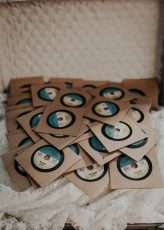 Budget-Friendly, Thrifted & Antiques Inspired Wedding (12)