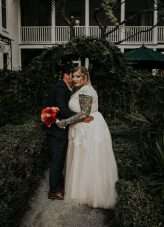 Budget-Friendly, Thrifted & Antiques Inspired Wedding (36)