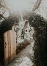 Budget-Friendly, Thrifted & Antiques Inspired Wedding (8)