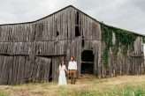 Artistic DIY Nashville Farm Wedding with a $3000 Budget (19)