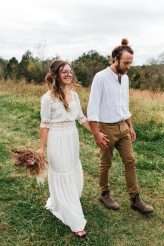 Artistic DIY Nashville Farm Wedding with a $3000 Budget (24)