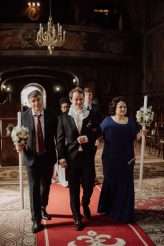 Big Budget Sci-Fi vs Neo-Gothicism Wedding at Bran Castle, Romania! (16)