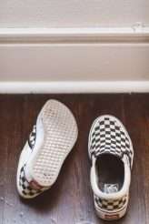 Long Beach Wedding with Dark Gothic Romance Detail (14)