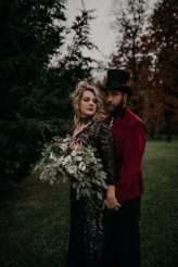 Macabre Edgar Allen Poe Inspired Bridal Shoot (14)