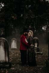 Macabre Edgar Allen Poe Inspired Bridal Shoot (40)