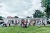 Laid Back Outdoor Wedding… with Lots & Lots of Crisps hampton court palace (42)