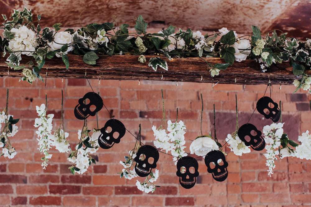 Halloween Meets Rockabilly Wedding – Teacups and Glitter