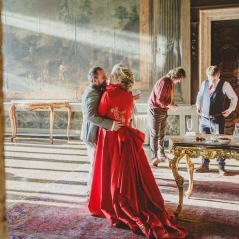 Sumptuous Venetian Vow Renewals With Stunning Red Dress40