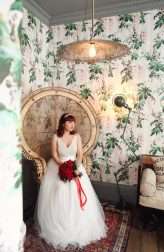 Intimate 1950s Glam Inspired Brighton Wedding With Only 10 Guests 13