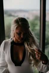 Laidback Bohemian Wedding Reception in Amazing Kansas City Restaurant 15