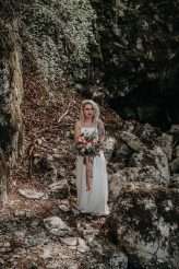 Lake Macrame Nature Wild Elopement 13