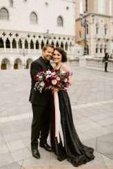 Badass Venetian Las Vegas Elopement with a Black Sequinned Dress and Frenchie Inspiration 23