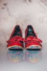 Red & White Rockabilly Wedding with Pigs (2)