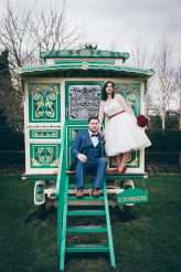 Red & White Rockabilly Wedding with Pigs (21)