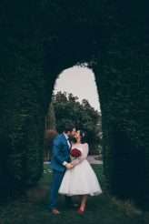 Red & White Rockabilly Wedding with Pigs (27)