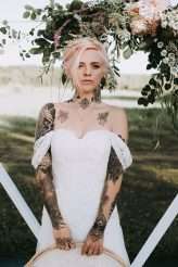 Free-Spirited Outdoors Wedding Style in Quebec (15)