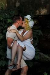 Laid Back Vegan Picnic Wedding on a Tuesday Afternoon (22)