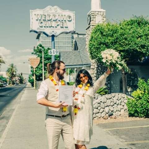 Seventies Inspired Vegas Elopement with a Seven Month’s Pregnant Bride! (22)