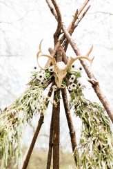 Southern Lodge Wedding with Modern Bohemian Styling & The Guests All in White (3)