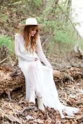 Southern Lodge Wedding with Modern Bohemian Styling & The Guests All in White (44)