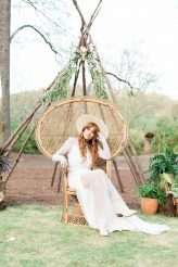 Southern Lodge Wedding with Modern Bohemian Styling & The Guests All in White (49)