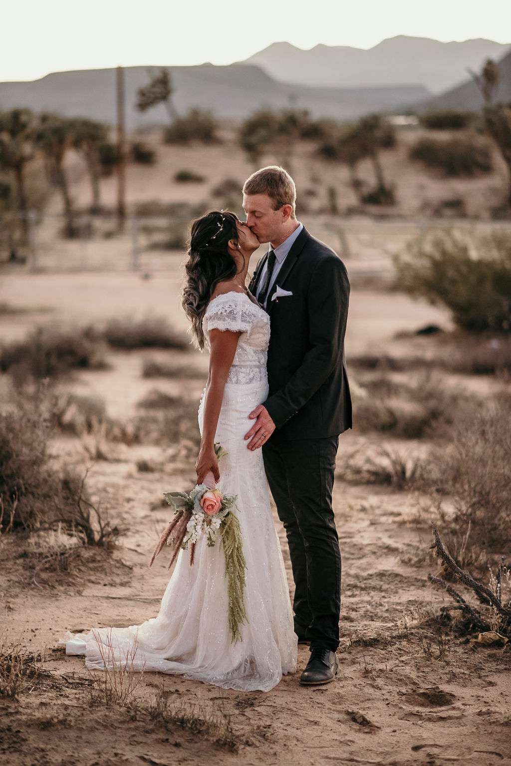 An Intimate And Bohemian Desert Wedding Rock N Roll Bride Bloglovin