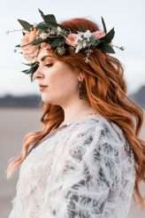 Laid Back Las Vegas Wedding with a Neon Graveyard Ceremony & Pizza Reception (37)