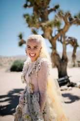 A Colourful, County Music Inspired Ranch Wedding in California (36)