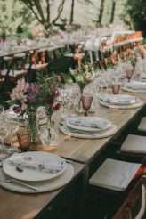 A Nature-Inspired Farmhouse Wedding in Spain with Pampas Grass & Vintage Sofas (30)