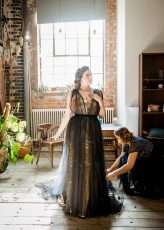 Glitzy London Celestial Vintage Hollywood Wedding 14